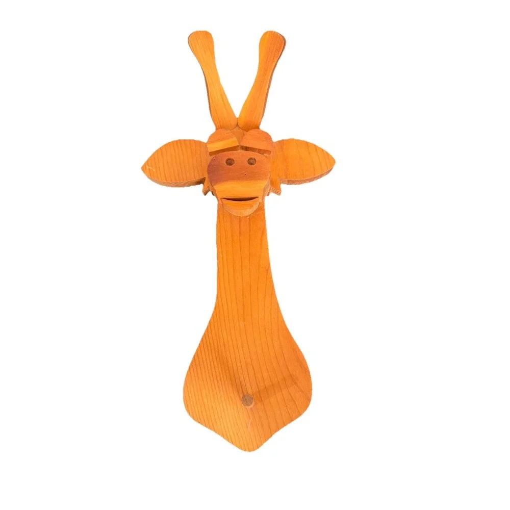 Vintage Handmade Decorative Wood Giraffe/Deer  with Hooks  wall hunger
